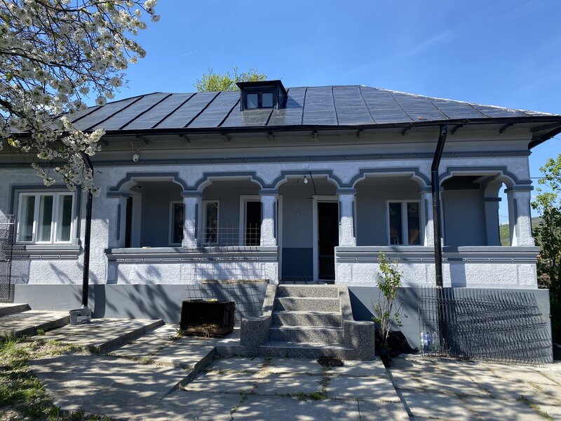 Judetul Arges, Sat Bunesti